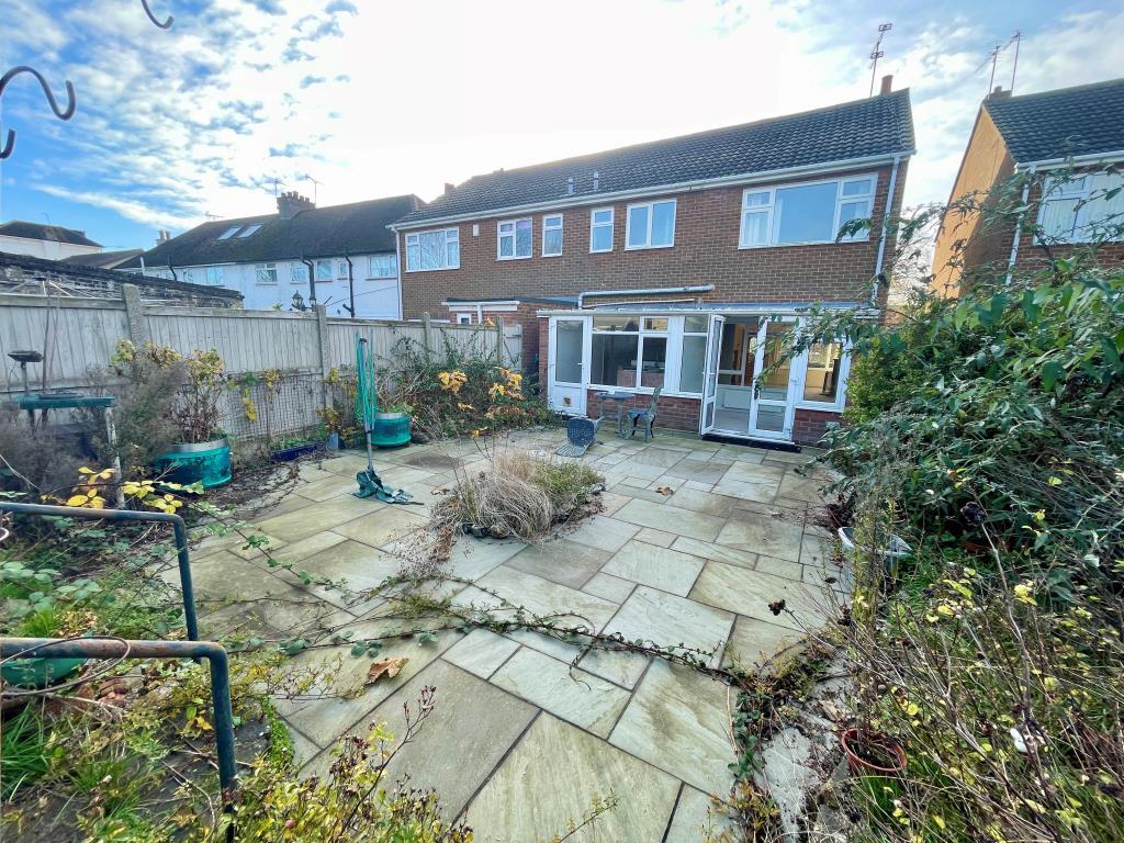 Garden to rear