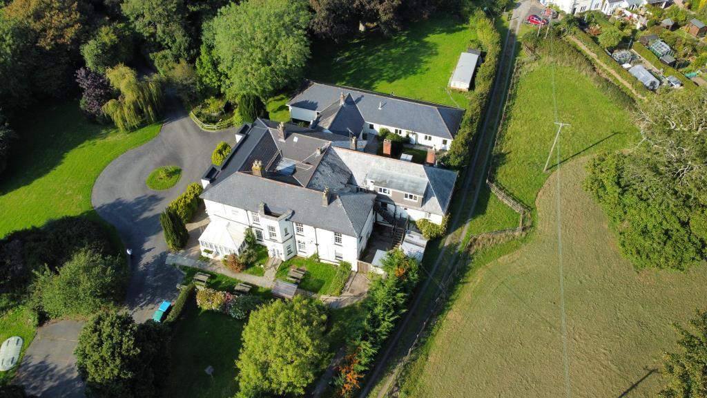 Birds-eye-view of the property