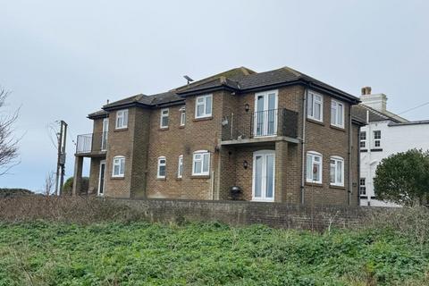 2 bedroom flat for sale, Flat 4, Mount Court, Citadel Road, Dover, Kent