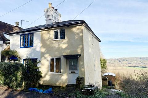 2 bedroom end of terrace house for sale, 2 Chapel Cottages, Smarts Hill, Penshurst, Tonbridge, Kent