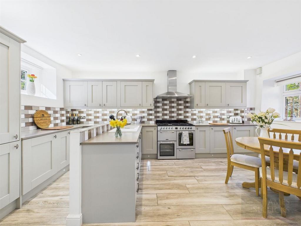 Open plan dining kitchen