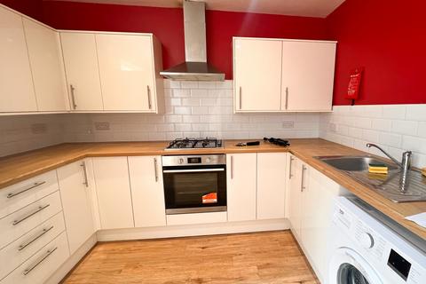 6 bedroom semi-detached house to rent, Charles Road, Bristol BS34