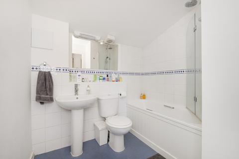 1 bedroom apartment for sale, Carmichael Close, Ruislip, HA4