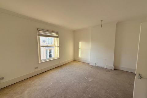 1 bedroom flat for sale, Flat B, 63 High Street, Ryde, Isle Of Wight