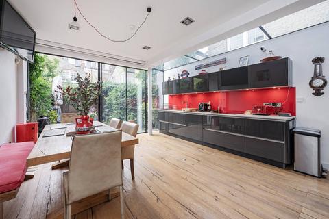 3 bedroom end of terrace house for sale, Moravian Street, Bethnal Green, London, E2