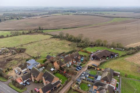 3 bedroom cottage for sale, Springvale Cottages , Gravenhurst, MK45