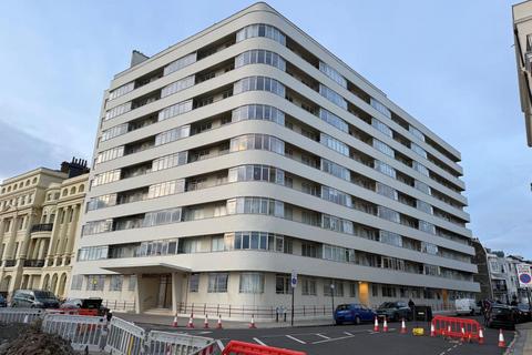 57 Embassy Court, Kings Road, Brighton