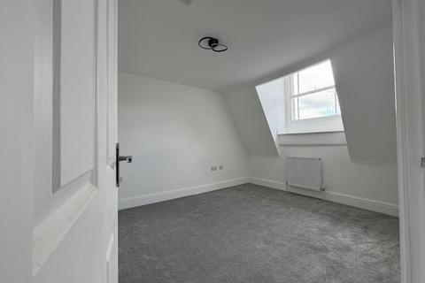 Flat 3, 133 High Street, Crediton, EX17 3DU