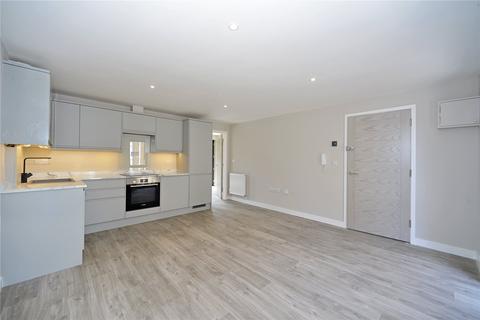 1 bedroom flat for sale, Lion Mead, Haslemere, Surrey, GU27