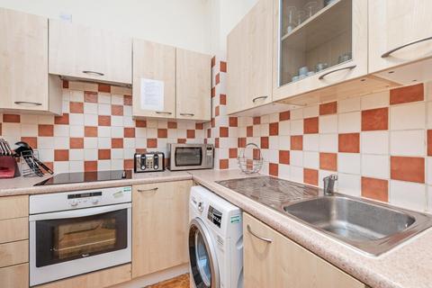 2 bedroom apartment to rent, Finborough Road London SW10