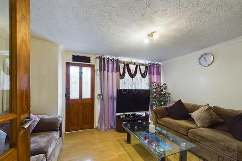 3 bedroom terraced house for sale, Bluebell Close, Crawley RH11