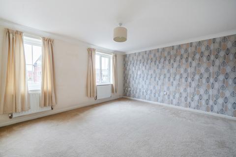 4 bedroom terraced house for sale, Typhoon Way, Gloucester GL3