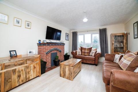 4 bedroom detached house for sale, Windsor Road, Nottingham NG16