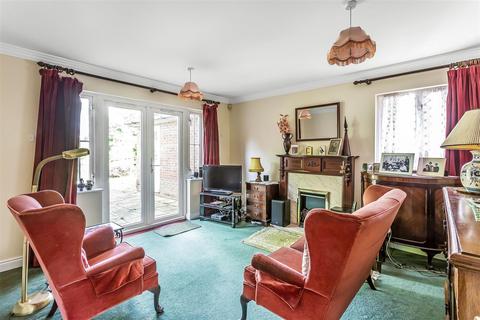 3 bedroom house for sale, GAYTON CLOSE, ASHTEAD, KT21