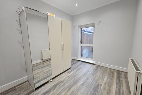 3 bedroom terraced house for sale, Jedburgh Road, Plaistow, London, E13