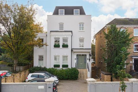 2 bedroom ground floor flat for sale, Sutherland Road, Ealing, London, W13