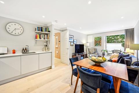 Flat 2, Chasholl Sutherland Road, London, W13 0DT