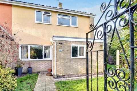 3 bedroom end of terrace house for sale, Ash Close, Wymondham NR18