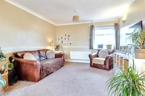 1 Ash Close, Wymondham, NR18 0HR