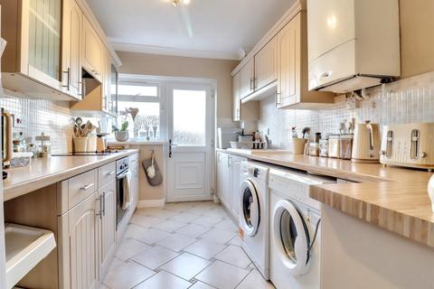 1 Ash Close, Wymondham, NR18 0HR