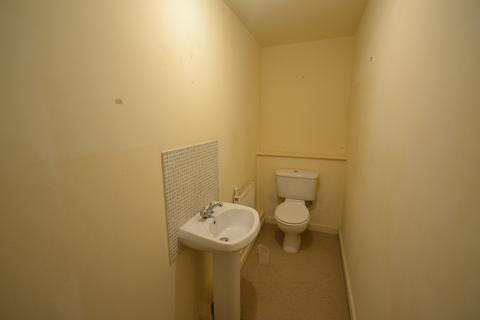 1 bedroom flat to rent, Montvale Gardens, Leicester LE4