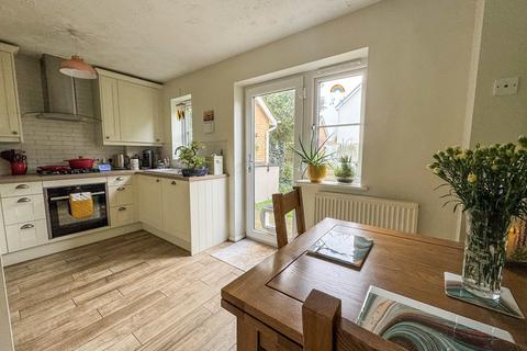 3 bedroom semi-detached house for sale, Heritage Way, Rochford