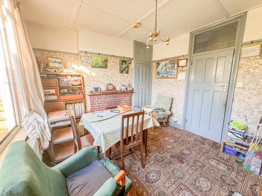 Dining room 1