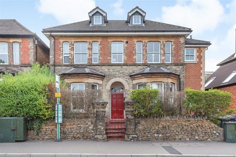 2 bedroom apartment for sale, Woodbridge Road, Guildford