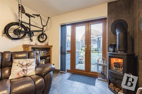21 Britten Close, Langdon Hills, Basildon, SS16 6TB