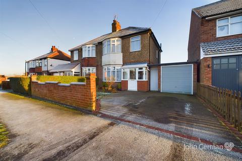 3 bedroom semi-detached house for sale, Parklands Drive, Loughborough