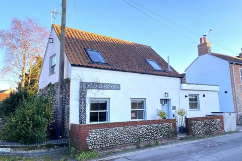 1 bedroom detached house for sale, Peacock Lane, Holt NR25