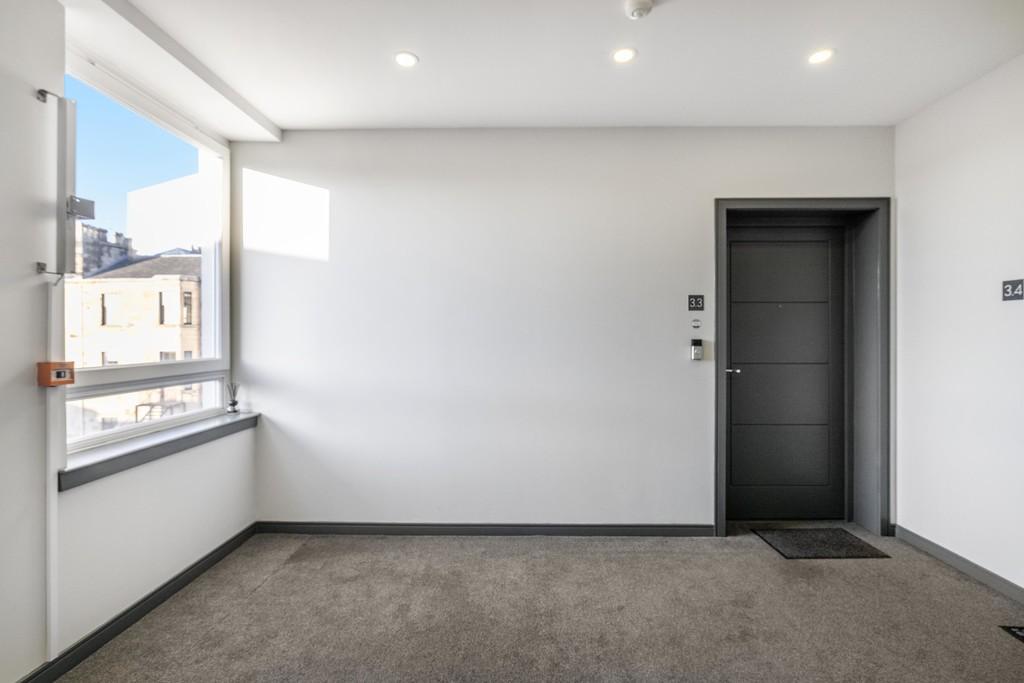14-print-169 Elderslie Street Flat 3.3 18