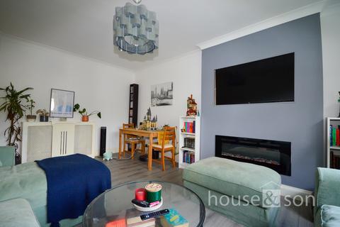 2 bedroom ground floor flat for sale, Nairn Road, Bournemouth