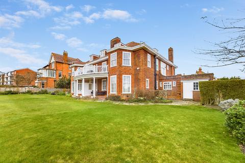 3 bedroom apartment for sale, Sandgate Road, Folkestone