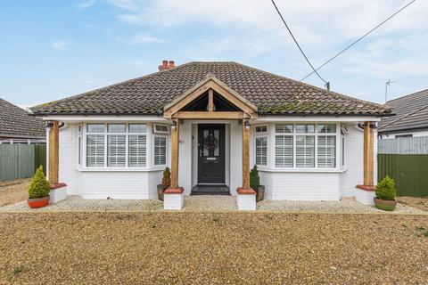 3 bedroom detached bungalow for sale, Low Road, Congham