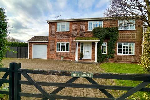 5 bedroom detached house for sale, Stratford Road, Aldershot GU12