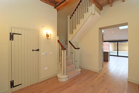 1 bedroom barn conversion for sale, Church Lane, Beaumont