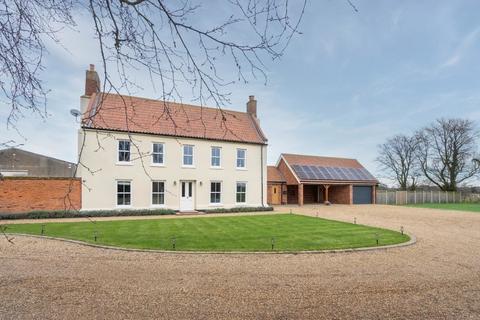 4 bedroom detached house for sale, Catfield