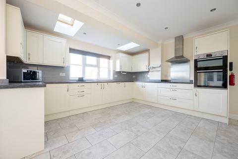 3 bedroom detached house for sale, Boughton