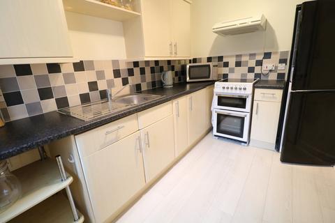 2 bedroom ground floor flat for sale, Kelvedon Grove, Solihull B91