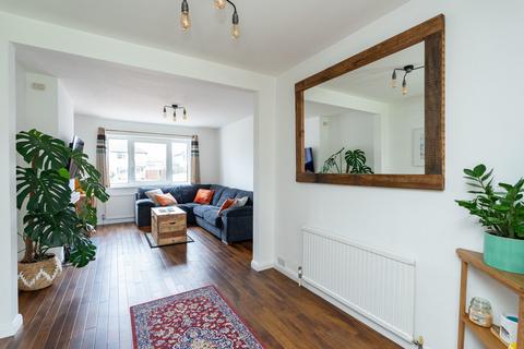 9 The Close, Strood Green, Betchworth, RH3 7JE