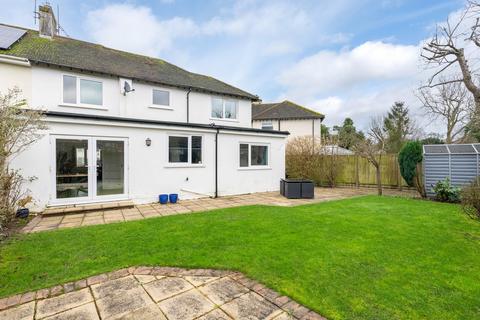 9 The Close, Strood Green, Betchworth, RH3 7JE