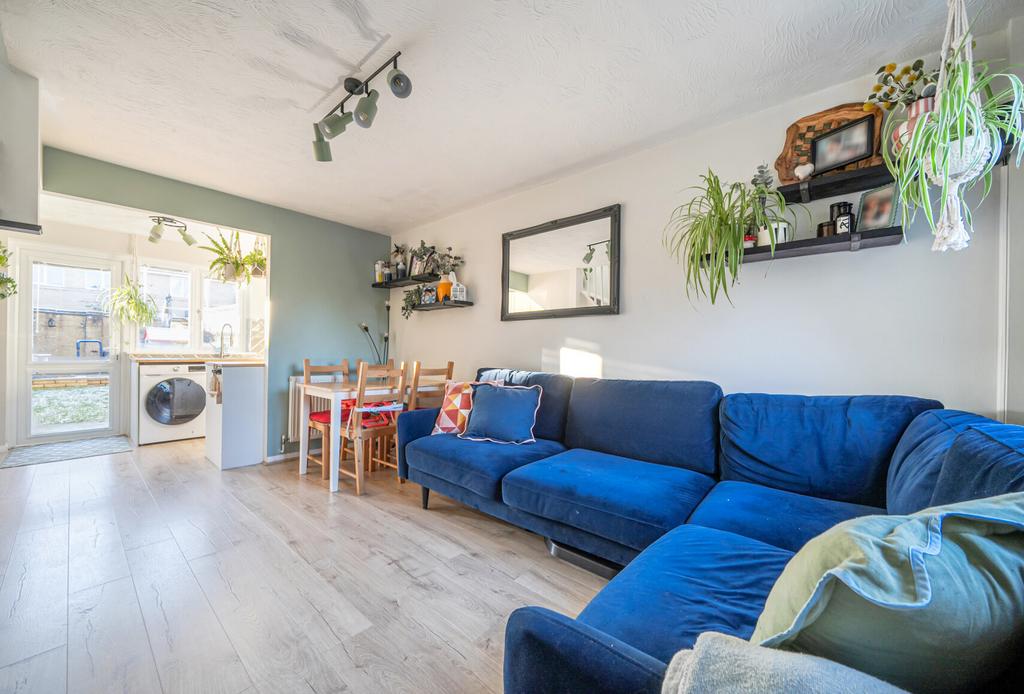 Sitting/Dining Room