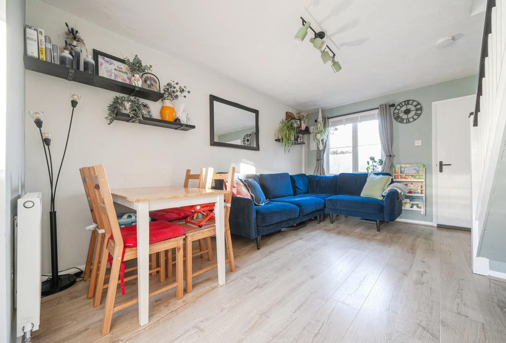 Sitting/Dining Room