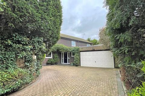 3 bedroom detached house for sale, Oakcombe Close, New Malden