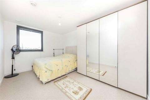 2 bedroom flat to rent, Verney Road, London SE16