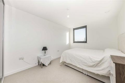 2 bedroom flat to rent, Verney Road, London SE16