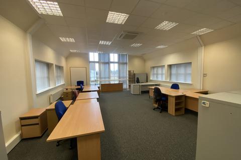 Office to rent, Inworth Road, Colchester CO5