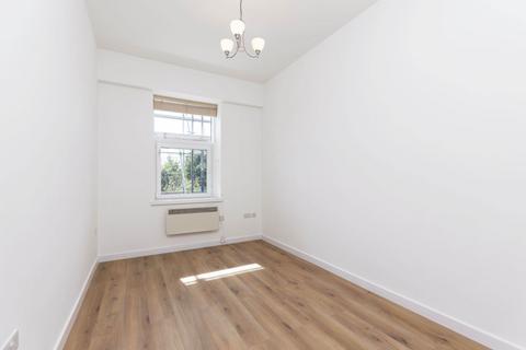 1 bedroom apartment to rent, Millbrook Road East, Southampton SO15