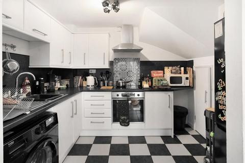 3 bedroom terraced house for sale, Harts Close, Teignmouth, TQ14